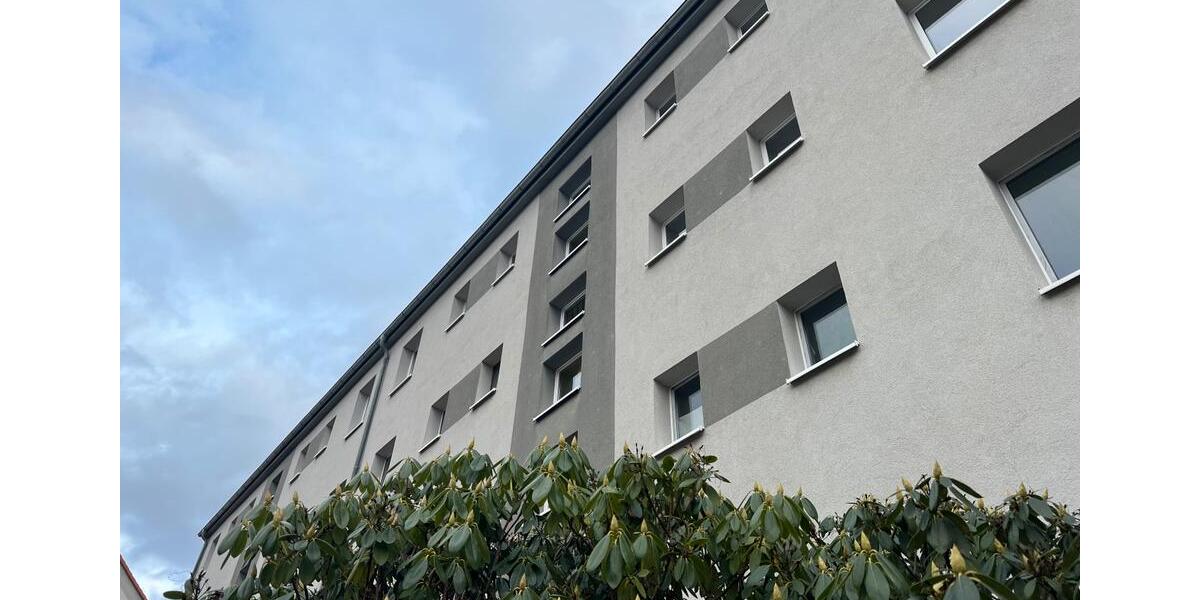 Etagenwohnung Riesa - 3 Zimmer, 61 m&sup2;, 450&euro; | Angebot:24987014