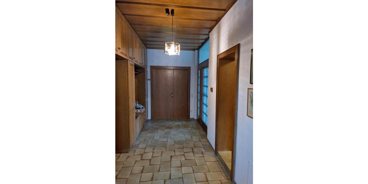 Einfamilienhaus Regensburg Ganghofersiedlung - 8 Zimmer, 245 m&sup2;, 425.000&euro; | Angebot:26096816