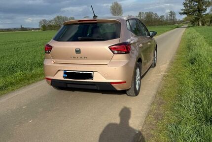 Seat Ibiza 122.900 km 11.900 &euro; Bielefeld 33689