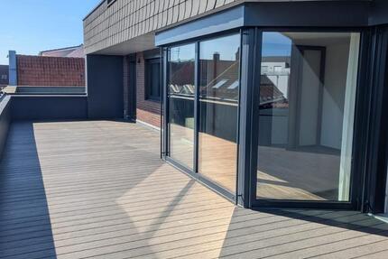 Tolle große 2,5 ZKB Penthousewohnung über den Dächern der Cloppenburger Innenstadt - Lange Straße 2.5 zimmer