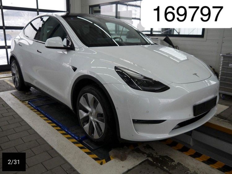 Tesla Model Y 73.394 km 31.950 &euro; Steinbach-Hallenberg OT Herges-Hallenberg 98587