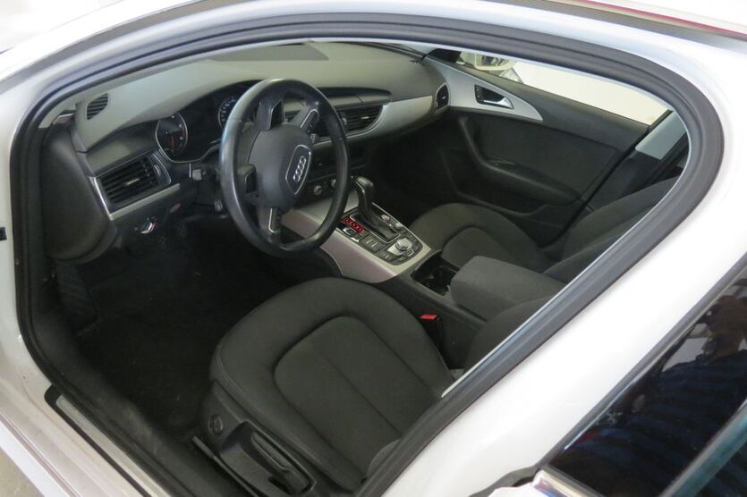 Audi A6 115.000 km 15.900 € Schlangenbad 65388