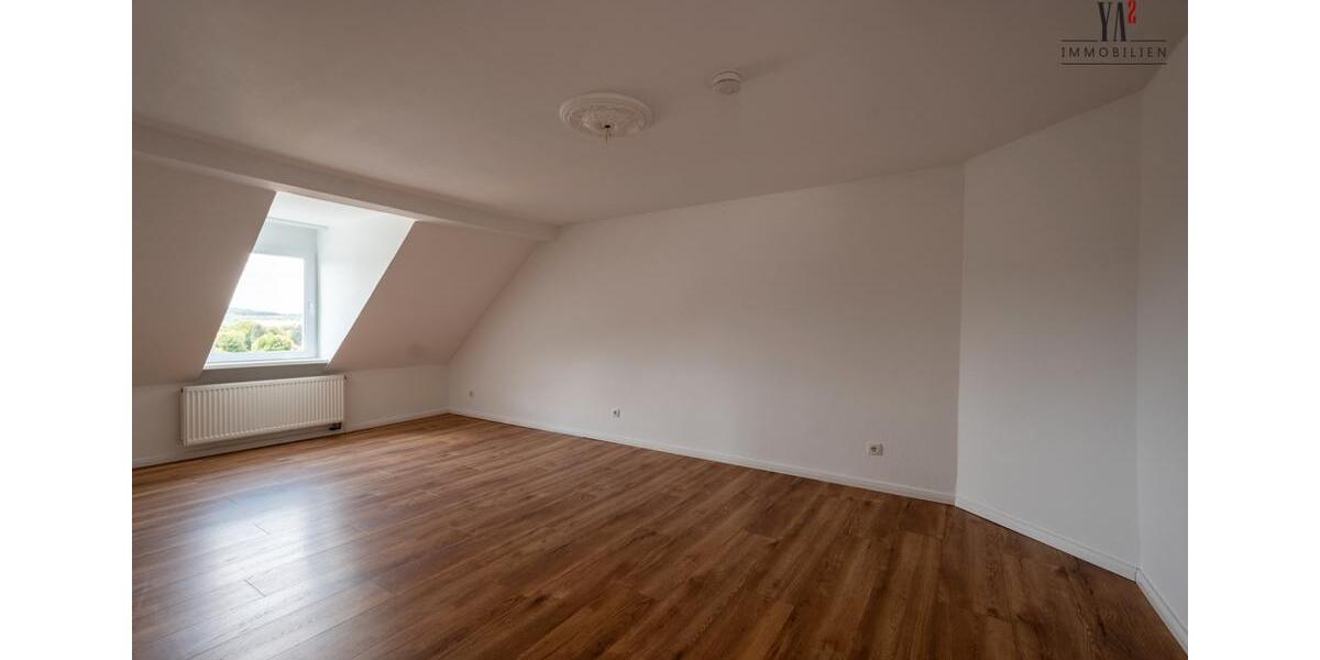 Dachgeschoßwohnung Friedberg (Hessen) - 3 Zimmer, 65 m&sup2;, 850&euro; | Angebot:25446752