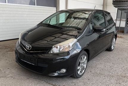 Toyota Yaris 124.870 km 7.240 &euro; Horn-Bad Meinberg 32805