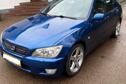 Lexus IS 200 256.400 km 4.150 &euro; Trier 54293