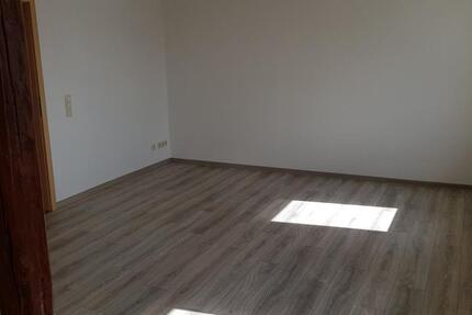 3,5 Zimmer Dachgeschoßwohnung, separater Eingang, offener Küchenb 3.5 zimmer