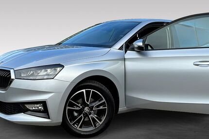 Skoda Fabia 11.542 km 15.990 &euro; Delmenhorst 27755