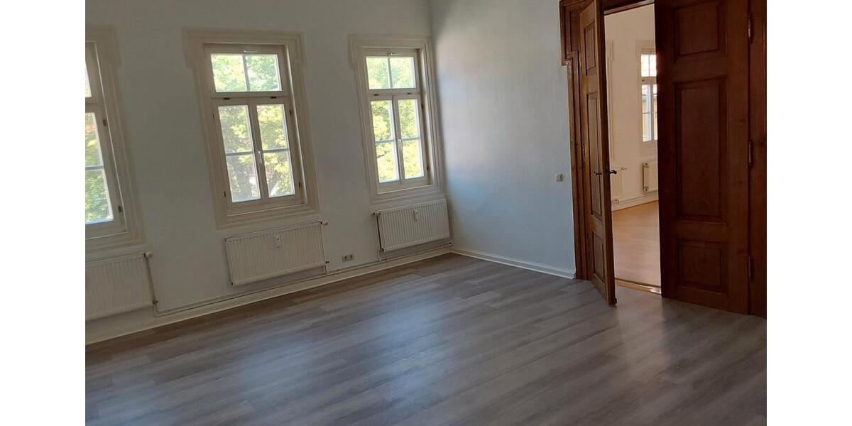 Etagenwohnung Arnstadt - 2 Zimmer, 96 m&sup2;, 620&euro; | Angebot:26624701