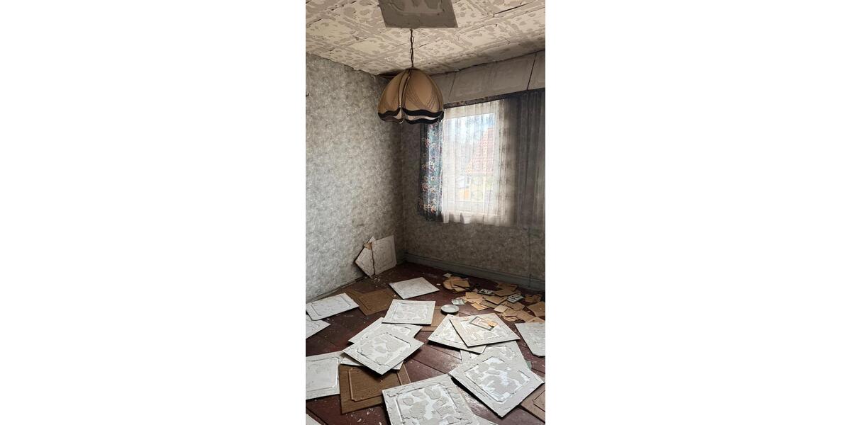 Doppelhaushälfte Helbra - 5 Zimmer, 100 m&sup2;, 35.000&euro; | Angebot:26846457