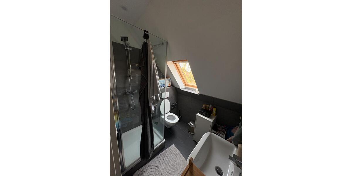 Dachgeschoßwohnung Adendorf - 3 Zimmer, 64 m&sup2;, 825&euro; | Angebot:25857206