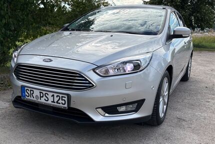 Ford Focus 120.000 km 8.700 &euro; Bogen 94327