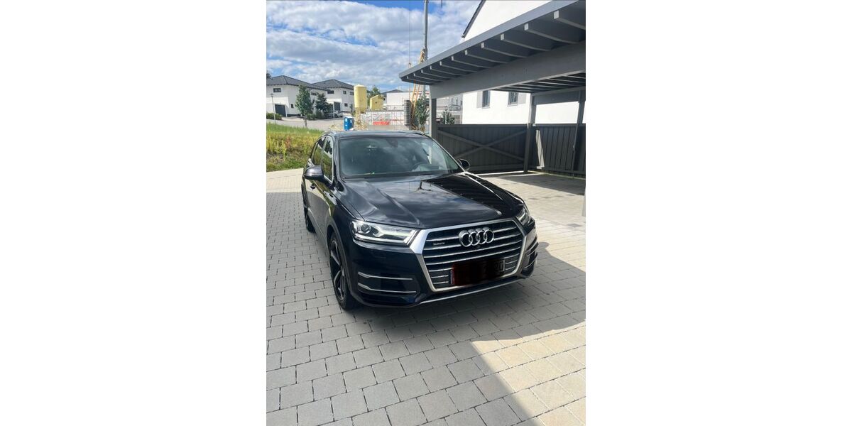 Audi Q7 209.000 km 26.200 &euro; Passau 94036