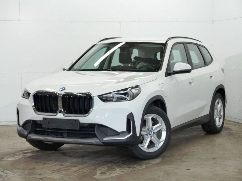 BMW X1 16.800 km 40.290 € Böblingen 71032