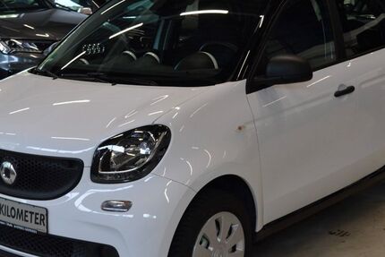 Smart ForFour 33.678 km 11.500 € Böblingen 71034