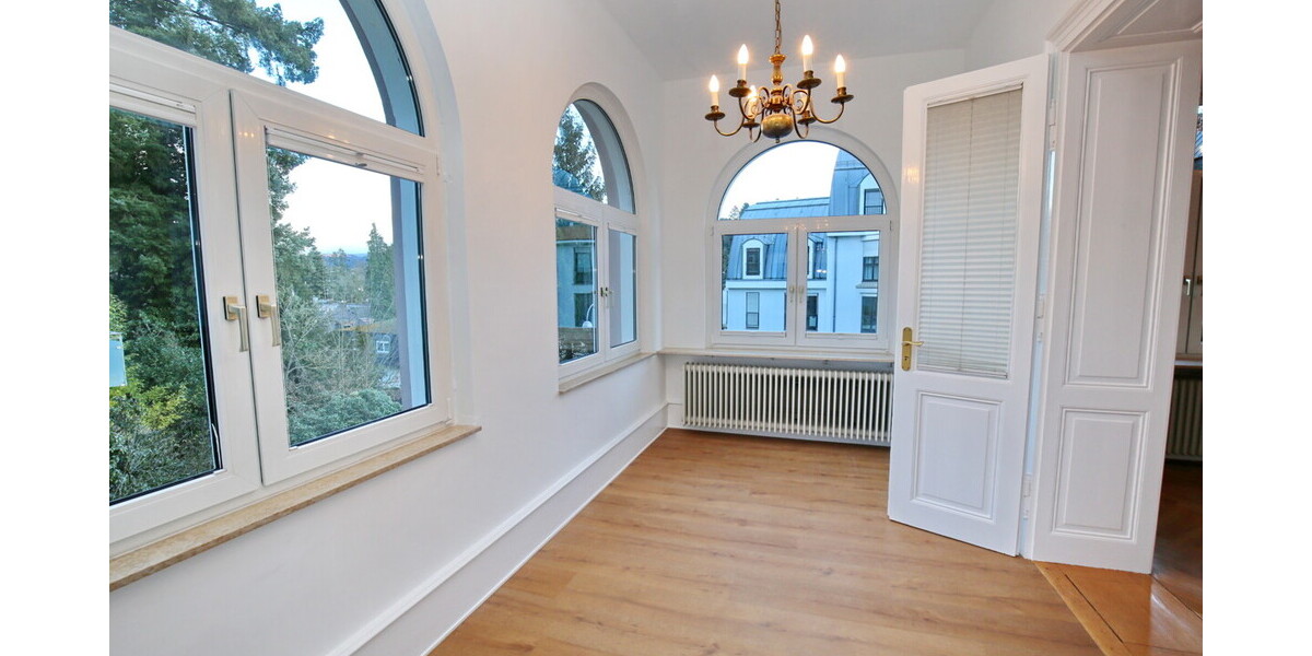 Aufwändig renovierte Altbauwohnung in prachtvollem Jugendstilgebäude - 4- Baden-Baden Baden | Angebot:25479357