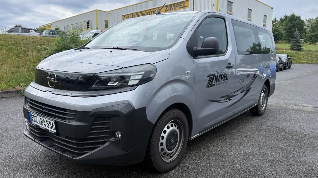 Opel Vivaro 18.000 km 44.900 &euro; Schneeberg 08289