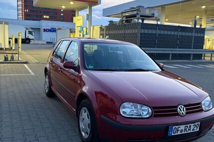 VW Golf