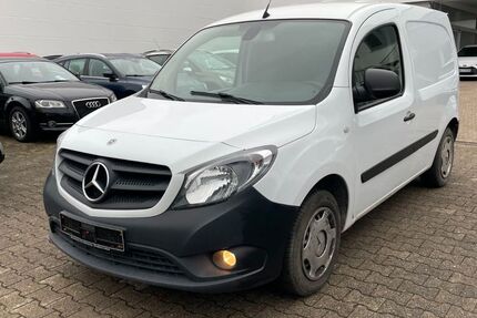 Mercedes-Benz Citan 123.027 km 10.995 € Stuttgart 70597