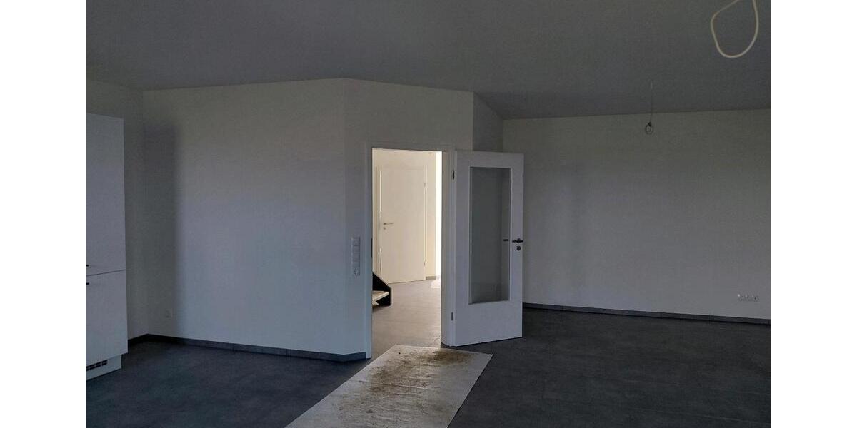 Reihenhaus Lasbek - 4 Zimmer, 125 m&sup2;, 1.600&euro; | Angebot:25175826