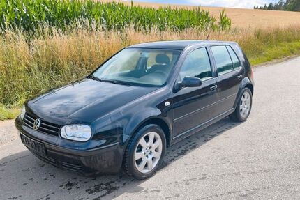 VW Golf 85.000 km 1.390 &euro; Stamsried 93491