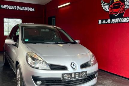 Renault Clio 130.000 km 2.300 € Neuburg an der Kammel 86476