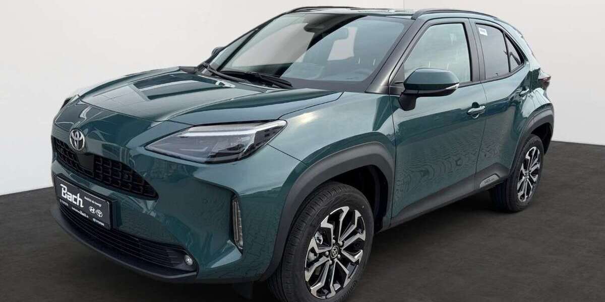 Toyota Yaris Cross 2.500 km 28.260 &euro; Überlingen 88662