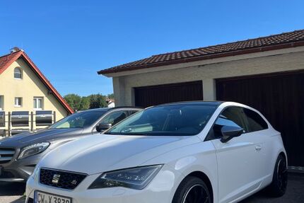 Seat Leon 145.000 km 9.900 &euro; Haiterbach 72221