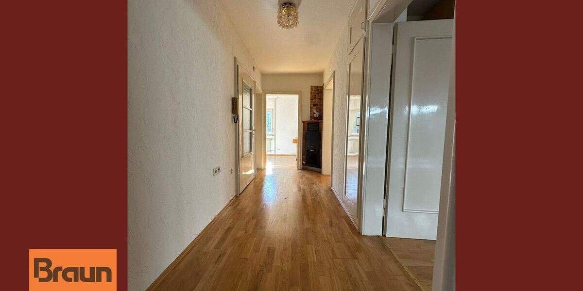 Mehrfamilienhaus, Wohnhaus Villingen-Schwenningen Schwenningen - 9 Zimmer, 214 m&sup2;, 390.000&euro; | Angebot:25862753