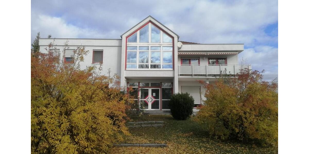 Einfamilienhaus Herrieden - 10 Zimmer, 300 m&sup2;, 1.150.000&euro; | Angebot:25811508