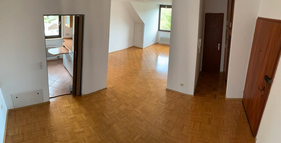 Maisonettenwohnung Altensteig - 4 Zimmer, 97 m&sup2;, 255.000&euro; | Angebot:26036574