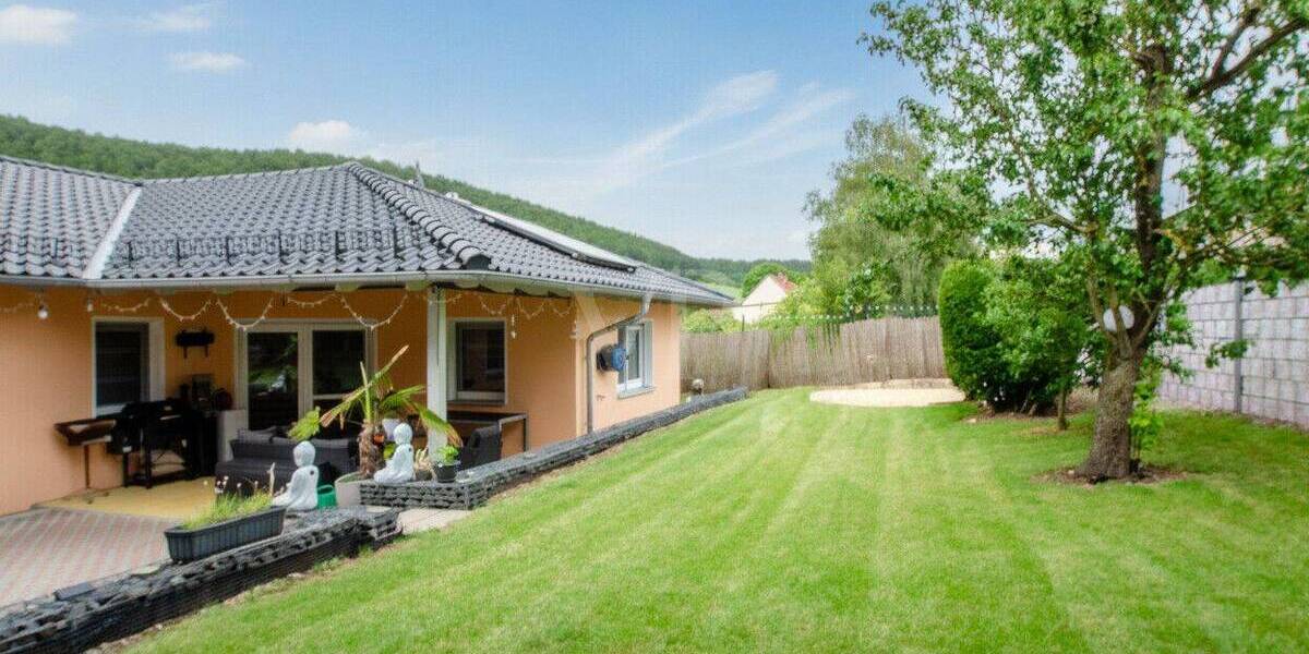 Bungalow Jüchsen Jüchsen - 4 Zimmer, 134 m&sup2;, 480.000&euro; | Angebot:26917292