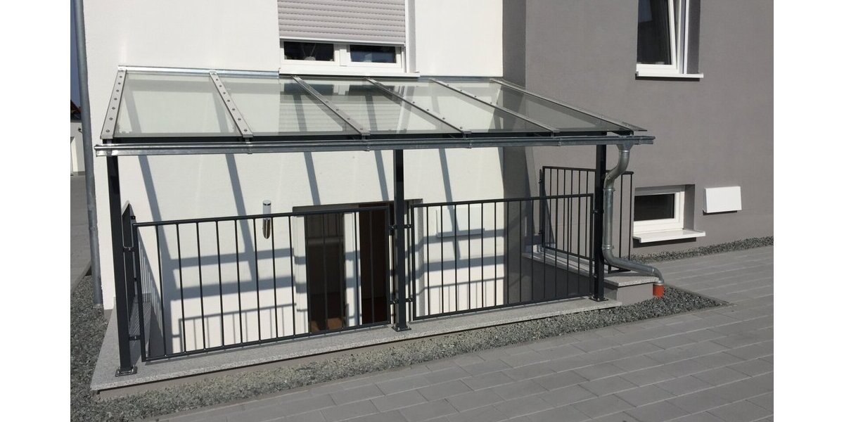 Moderne, charmante 2-Zi-Souterrain-Wohnung WFL ca. 66 m² Energiesparhaus Fußbodenheizung Terrasse und Garage. - Etagenwohnung Neunburg vorm Wald | Angebot:26952314