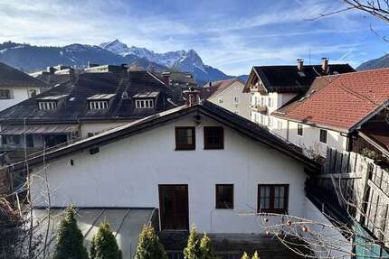 Haus zum Kaufen in Garmisch-Partenkirchen 995.000 € 100 m² 4.5 zimmer