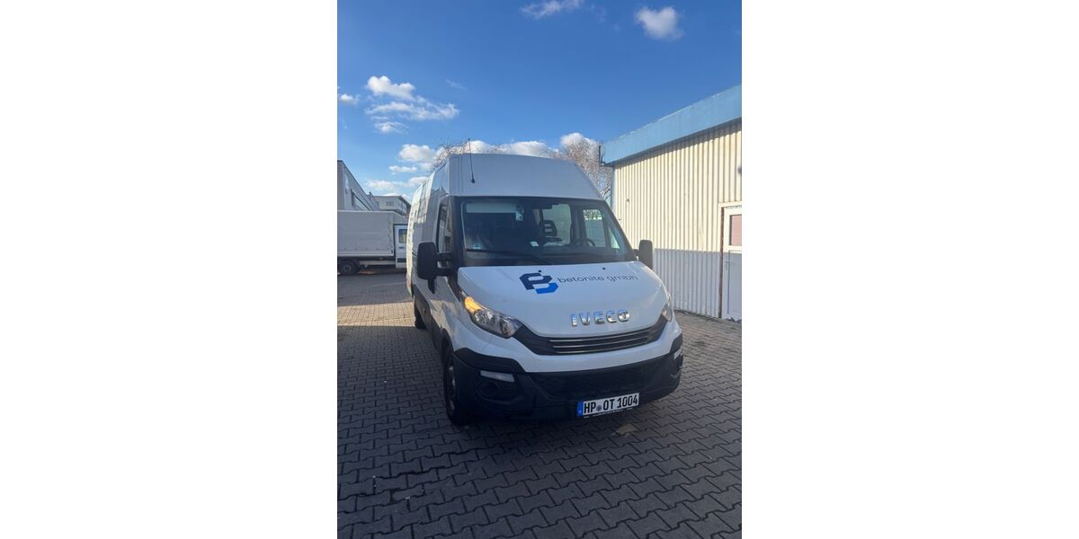 IVECO Andere 292.000 km 13.990 &euro; Mannheim 68305