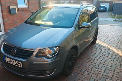 VW Touran 219.253 km 2.699 &euro; Werpeloh 49751