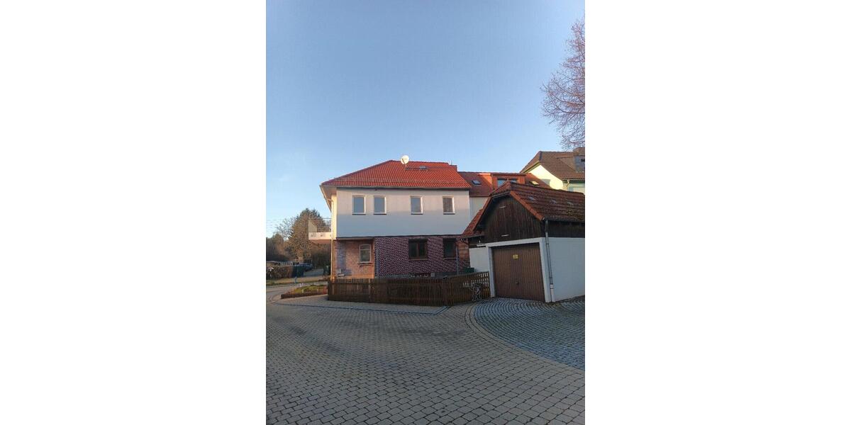 Reihenhaus Ranis - 5 Zimmer, 130 m&sup2;, 900&euro; | Angebot:26418470