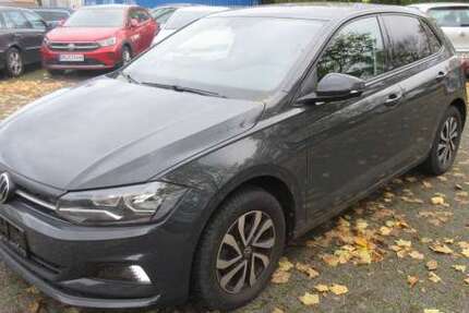 VW Polo 13.750 km 15.988 € Bergkamen 59192