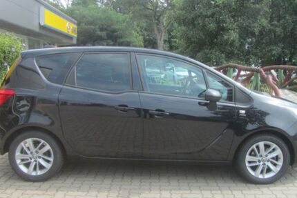 Opel Meriva 141.000 km 6.450 &euro; Erkelenz 41812