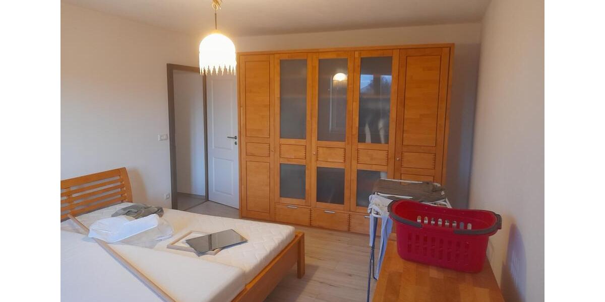 Sanierte 3-Zimmer-Wohnung (100 m²) in zentraler Lage zu vermieten zimmer