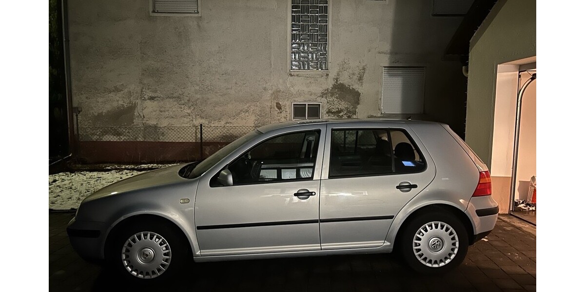 VW Golf 178.583 km 2.500 &euro; Nordendorf 86695