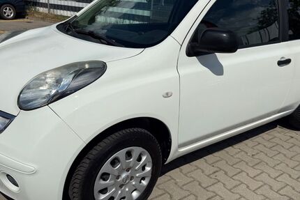 Nissan Micra 158.000 km 2.450 &euro; Berlin 13581