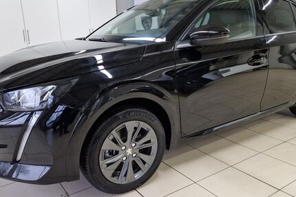 Peugeot 208 45.871 km 17.450 € Augsburg 86179