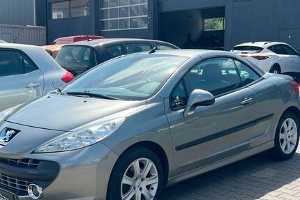 Peugeot 207 152.000 km 2.999 &euro; Kirchheimbolanden 67292