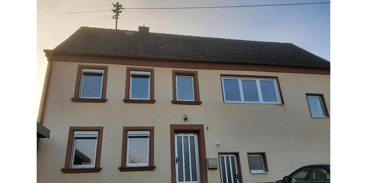 Großes Haus in 66892 Elschbach zu vermieten. 7 zimmer