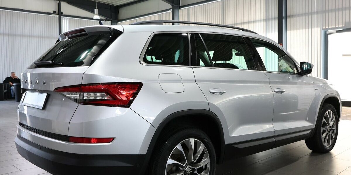 Skoda Kodiaq 1.5 TSI DSG CLEVER / LED / 1.HAND / NAVI+ 128.000 km 21.991 &euro; Hamm 59077
