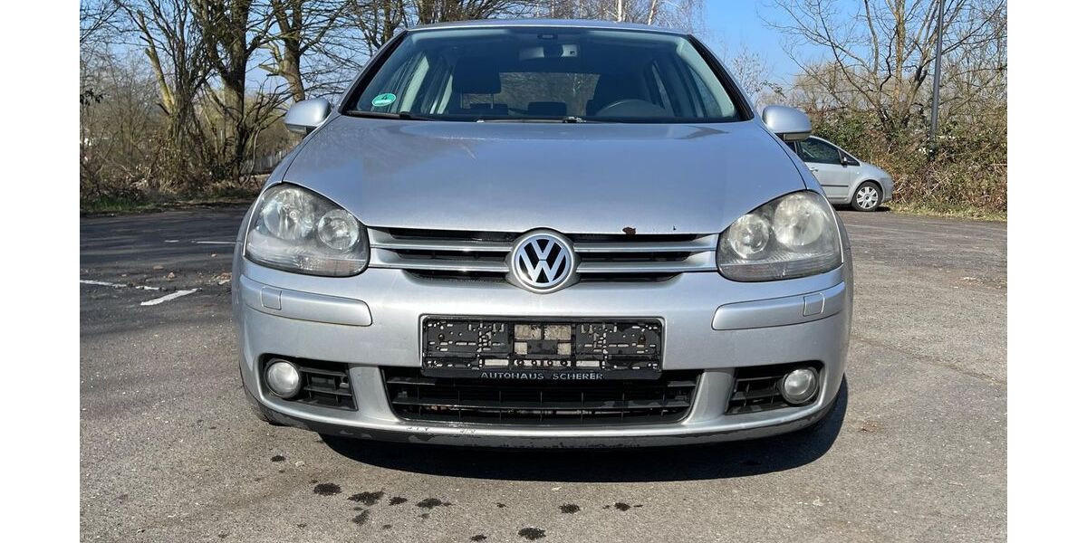 VW Golf 215.961 km 1.499 &euro; Limburg 65549