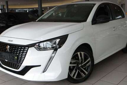 Peugeot 208 13.740 km 13.250 &euro; Schöningen 38364