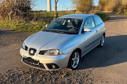 Seat Ibiza 177.606 km 2.300 &euro; Schotten 63679