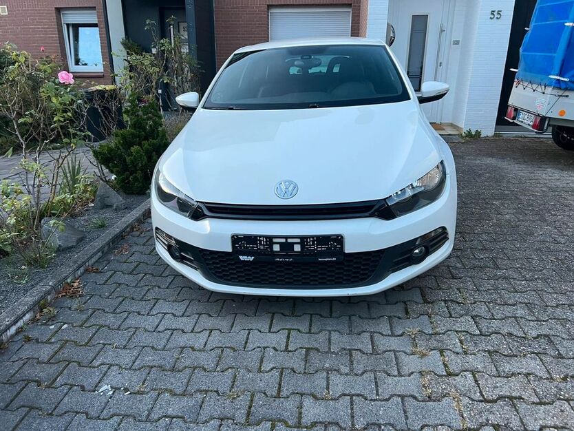 VW Scirocco 170.943 km 4.990 € Mülheim 45481