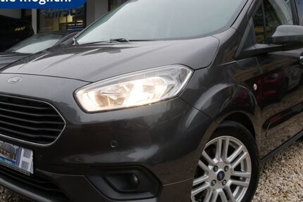 Ford Tourneo Courier 71.661 km 16.890 &euro; Schwäbisch Hall 74523